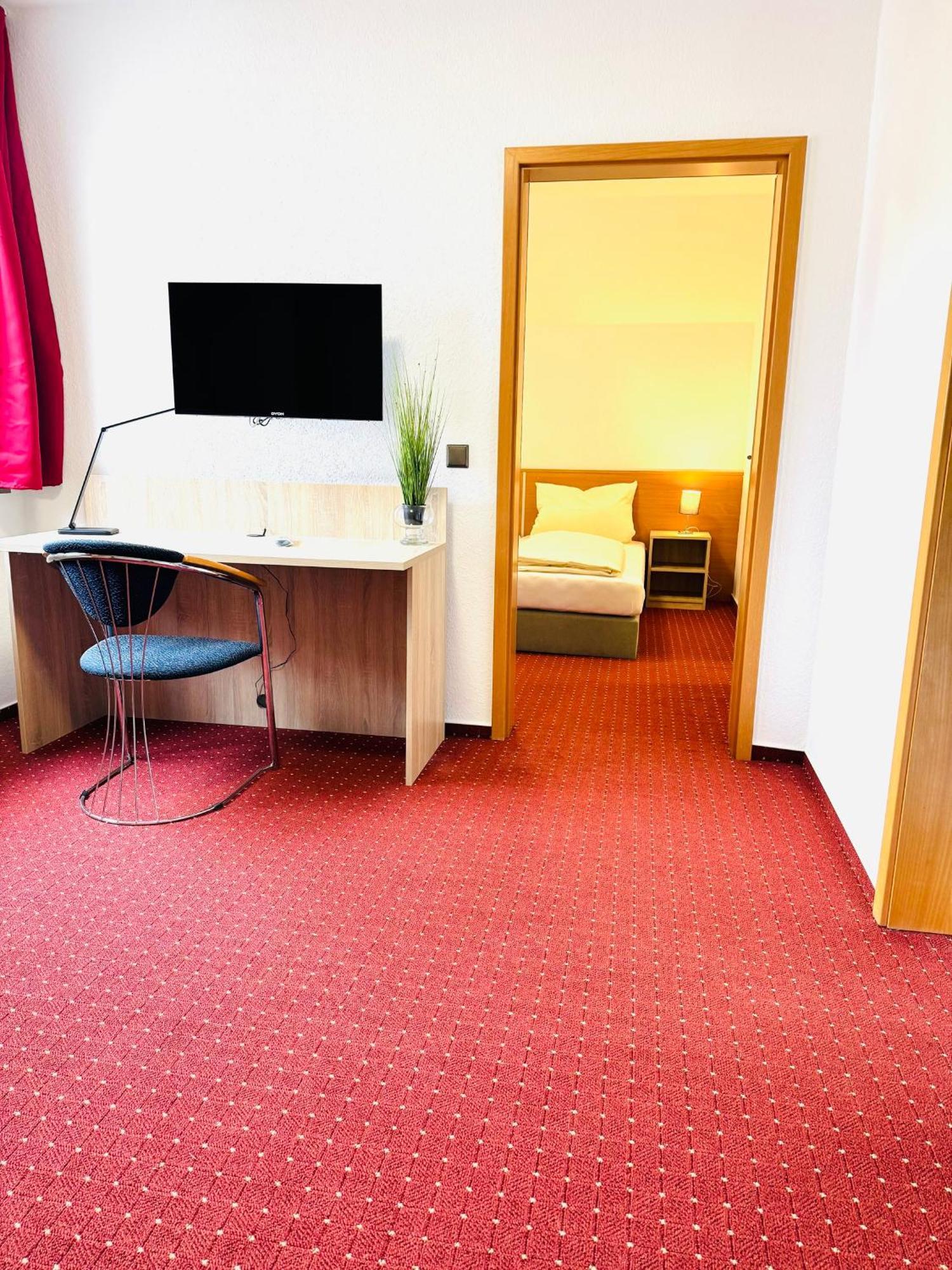 Hotel Am Weyerhof Kerpen  Ngoại thất bức ảnh
