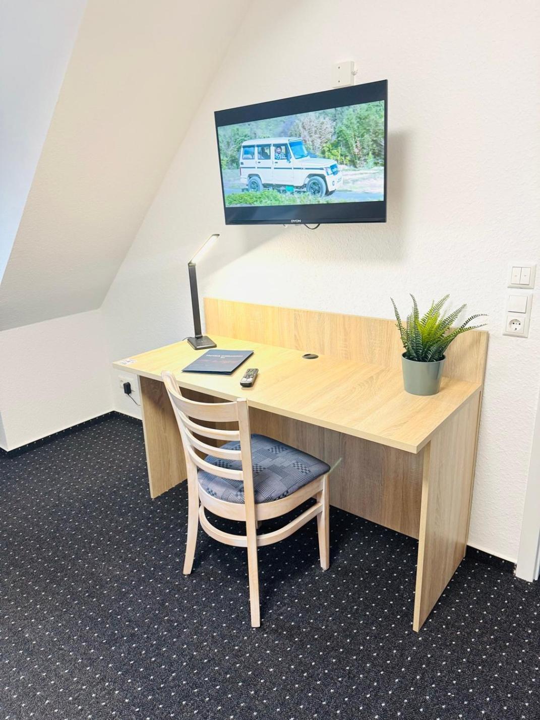Hotel Am Weyerhof Kerpen  Ngoại thất bức ảnh